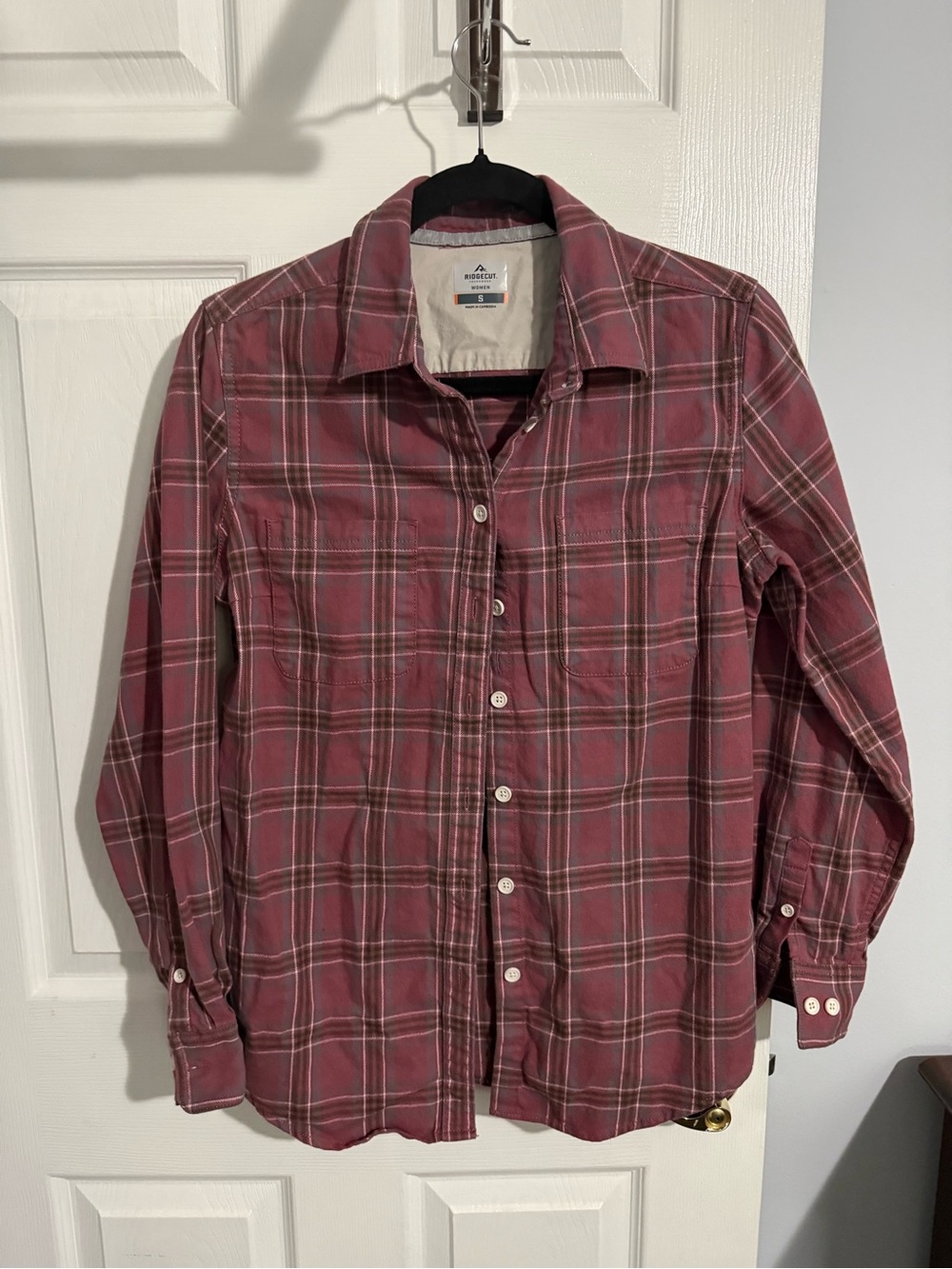 Women's Button-Down Plaid Shirt - Faded Red
